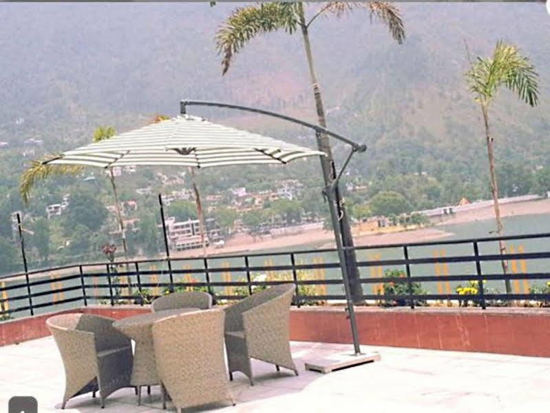 Harshikhar Hotel Bhīm Tāl Esterno foto